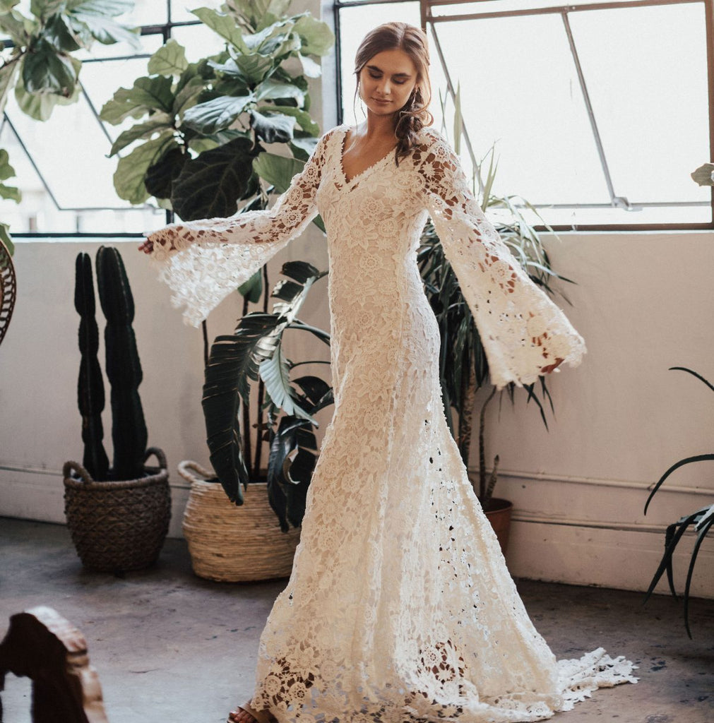 Long Sleeves V-neck White Lace Beach Wedding Dresses.Cheap Wedding Dresses, WDY0282
