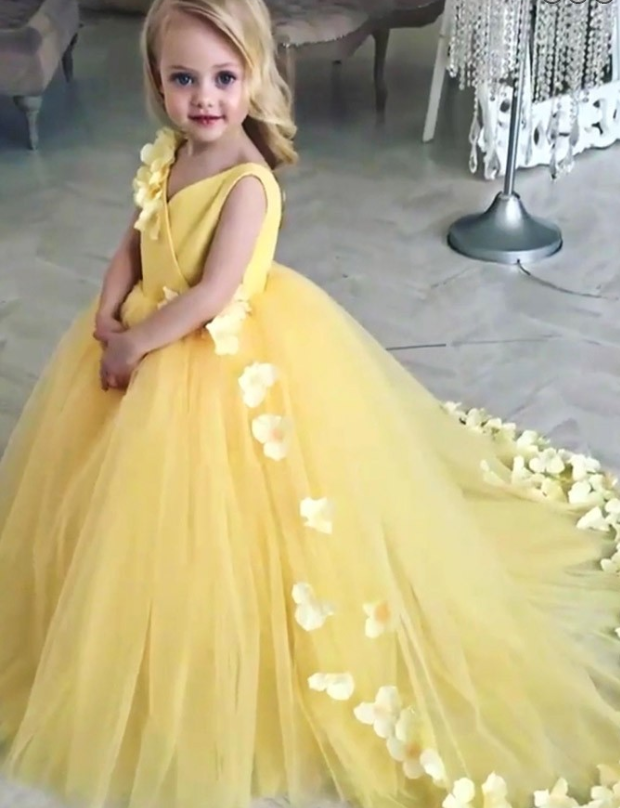 V-Neck Sweep Train Yellow Tulle Flower Girl Dress with Flowers,Cheap Flower Girl Dresses ,FGY0237