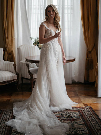 Spaghetti Straps A-line Tulle Lace Long Wedding Dresses With Train. WDS0112