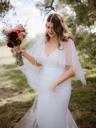 Romantic V-neck Tulle V-back Mermaid Simple Wedding Dresses.WDY0108