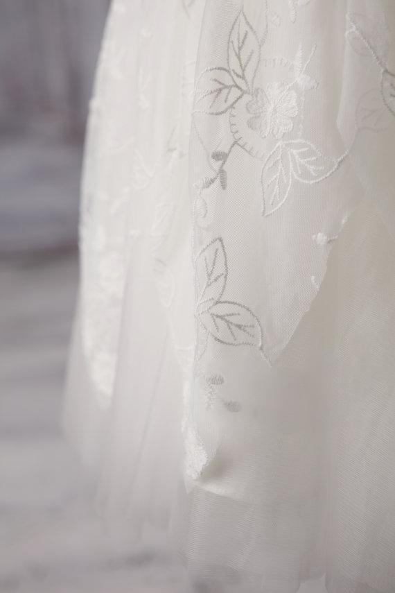 Ivory Cute Lace Tulle Flower Girl Dresses, V-back Cap Sleeve Little Girl Dresses, FGY0134